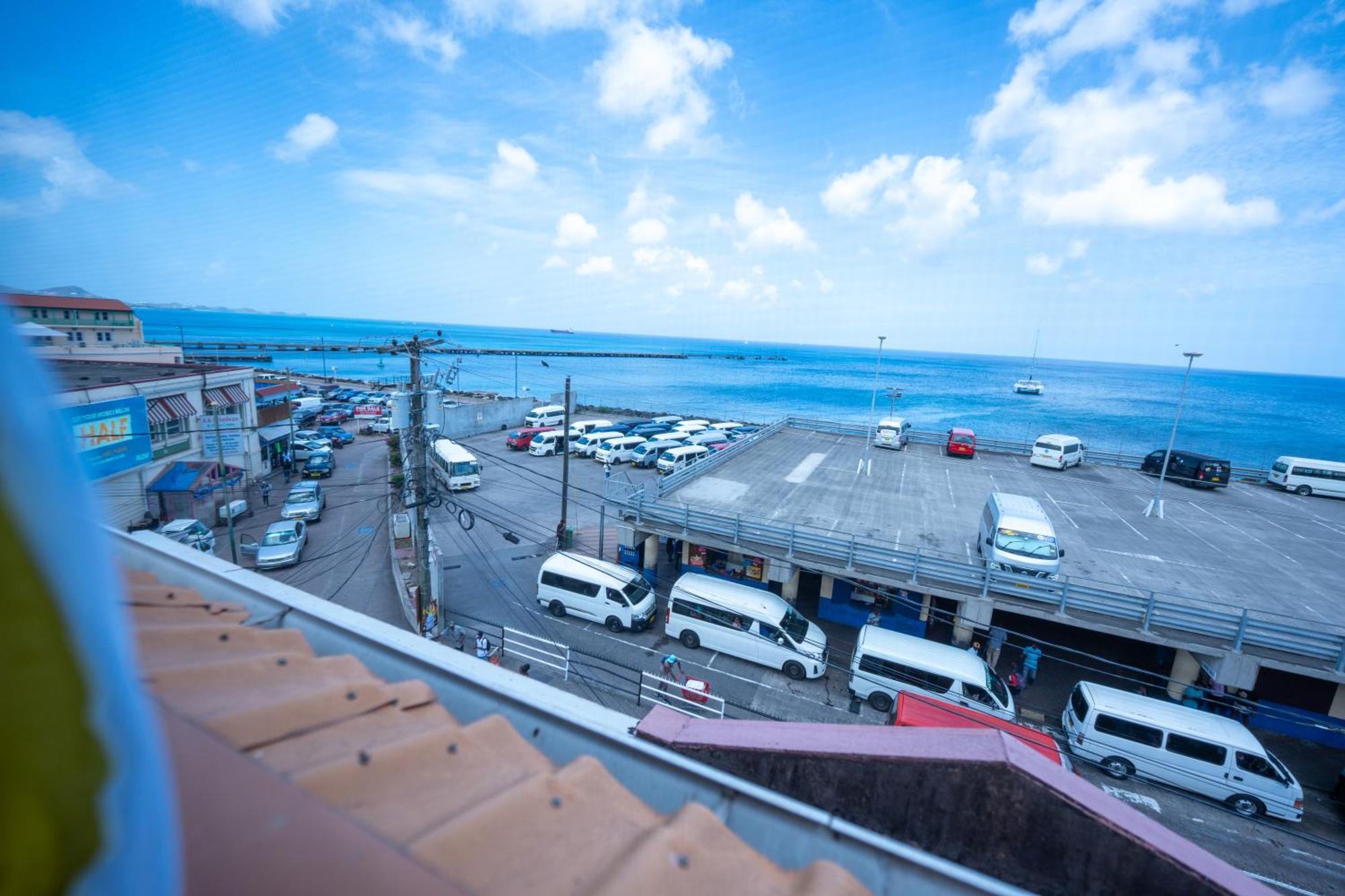 Deyna'S City Inn St. George's Luaran gambar