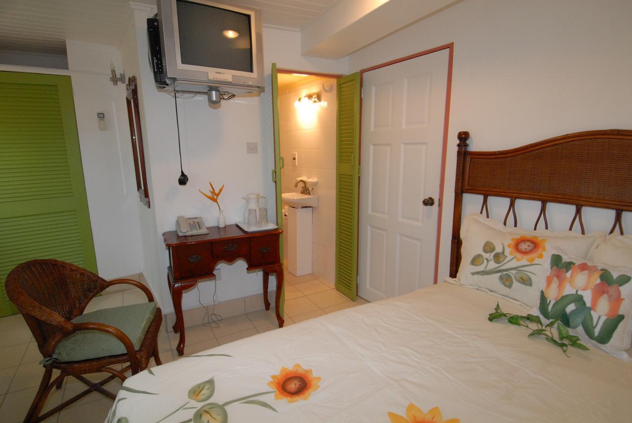 Deyna'S City Inn St. George's Luaran gambar