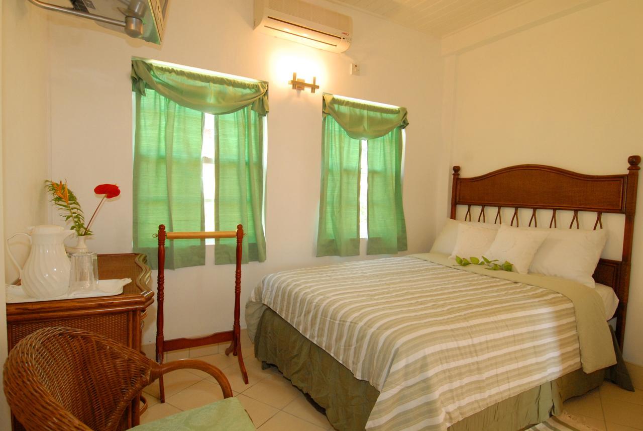 Deyna'S City Inn St. George's Luaran gambar