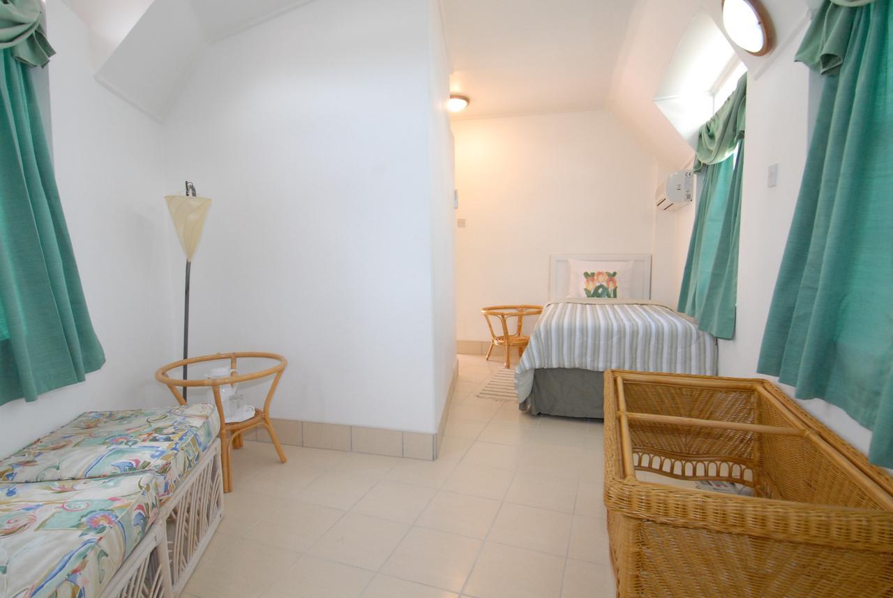 Deyna'S City Inn St. George's Luaran gambar