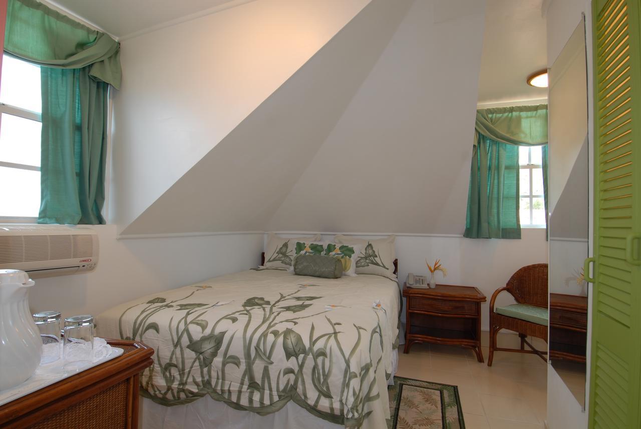 Deyna'S City Inn St. George's Luaran gambar